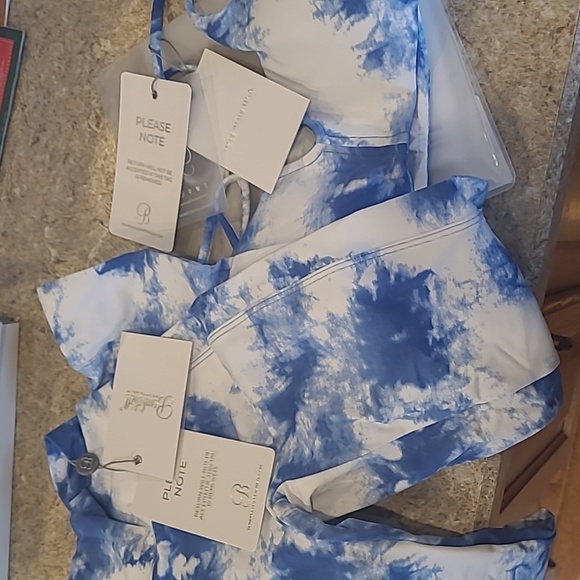 SOLD!!! Bombshell Set - Picture 5 of 5